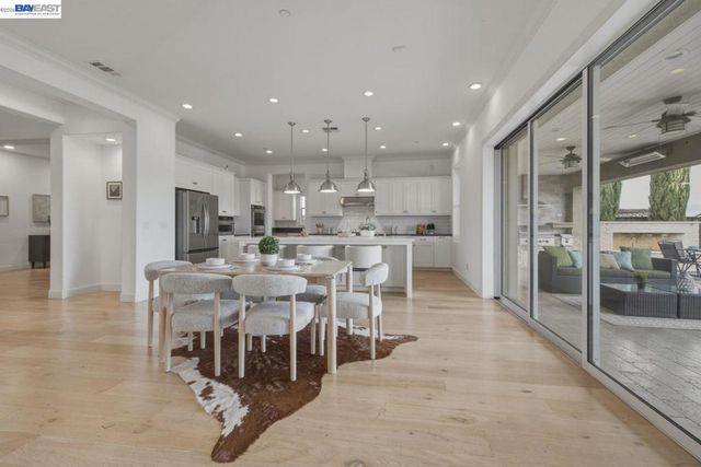 2049 Elderberry Dr, San Ramon, CA 94582