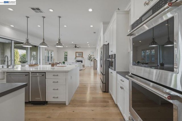2049 Elderberry Dr, San Ramon, CA 94582