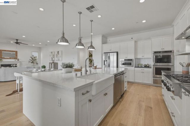 2049 Elderberry Dr, San Ramon, CA 94582