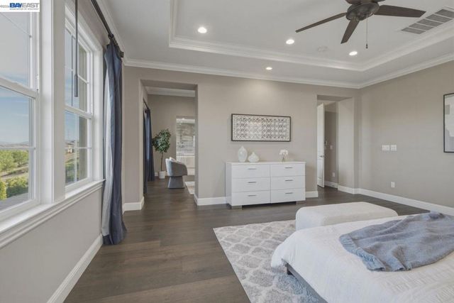 2049 Elderberry Dr, San Ramon, CA 94582