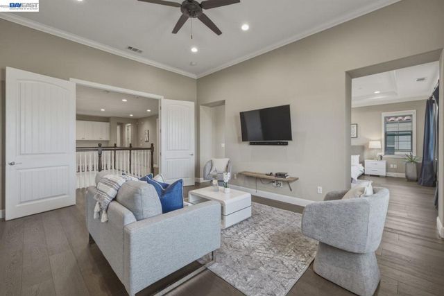 2049 Elderberry Dr, San Ramon, CA 94582