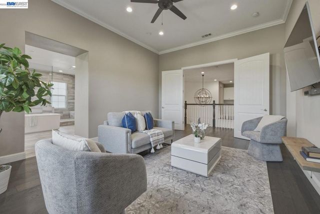 2049 Elderberry Dr, San Ramon, CA 94582