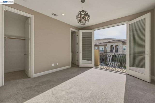 2049 Elderberry Dr, San Ramon, CA 94582