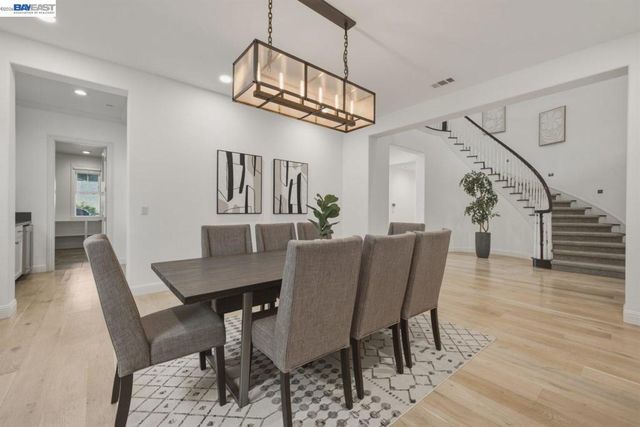 2049 Elderberry Dr, San Ramon, CA 94582