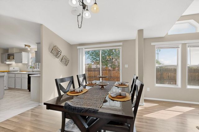 1551 Acapulco Road NE, Rio Rancho, NM 87144