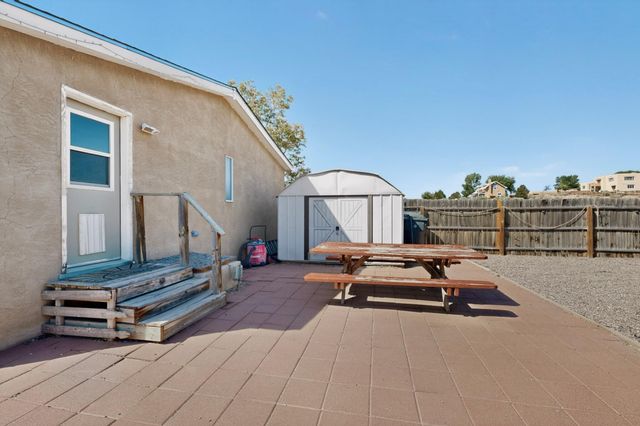1551 Acapulco Road NE, Rio Rancho, NM 87144