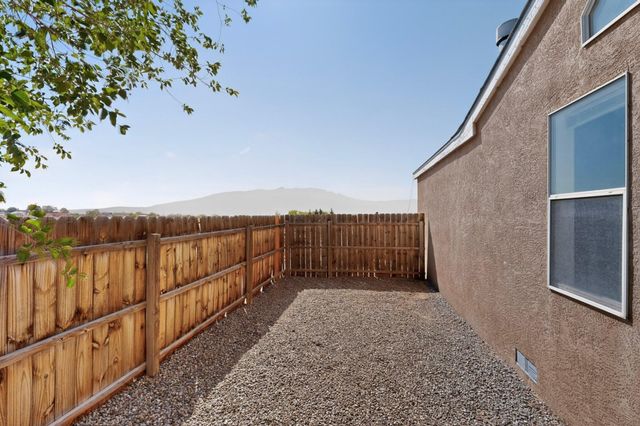1551 Acapulco Road NE, Rio Rancho, NM 87144