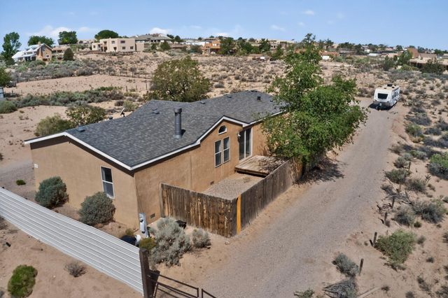 1551 Acapulco Road NE, Rio Rancho, NM 87144