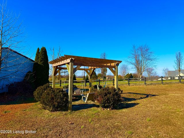 992 McGrew Church Rd, Leitchfield, KY 42754