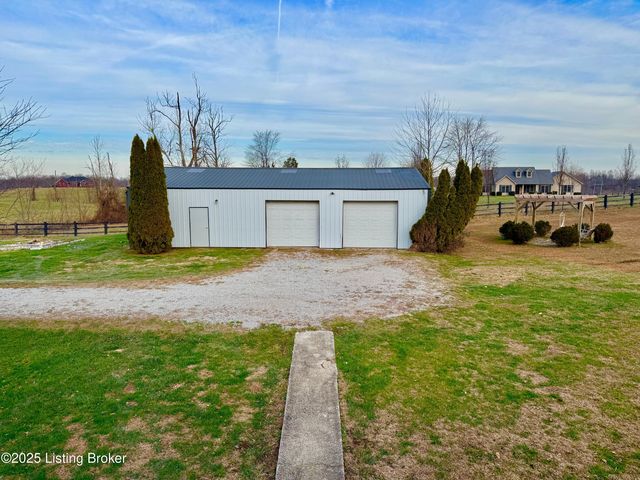 992 McGrew Church Rd, Leitchfield, KY 42754