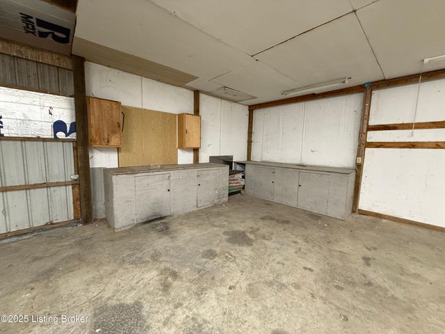 992 McGrew Church Rd, Leitchfield, KY 42754