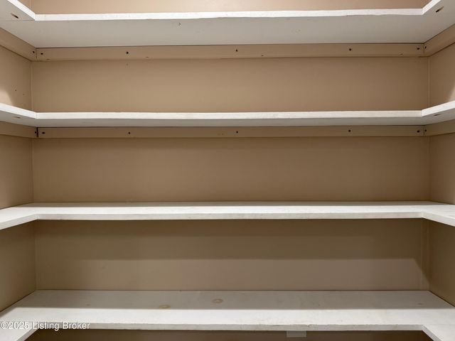 992 McGrew Church Rd, Leitchfield, KY 42754