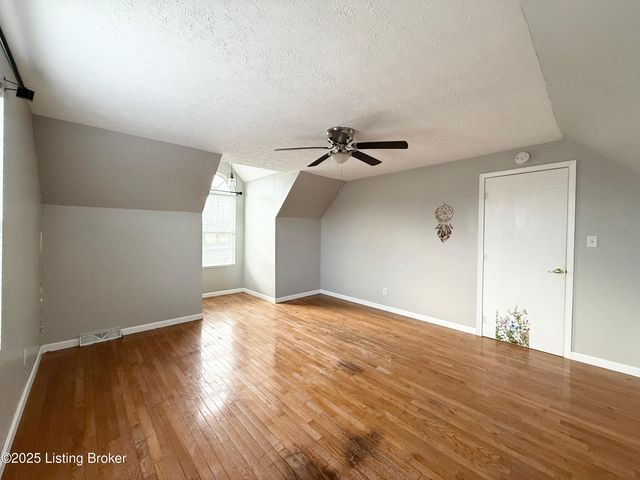 992 McGrew Church Rd, Leitchfield, KY 42754