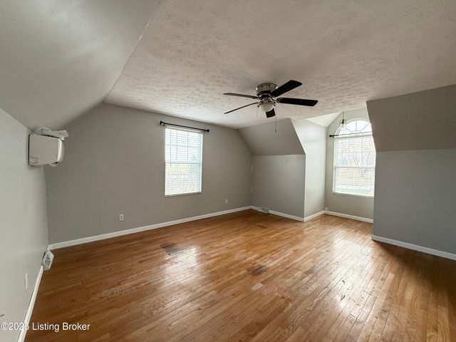 992 McGrew Church Rd, Leitchfield, KY 42754