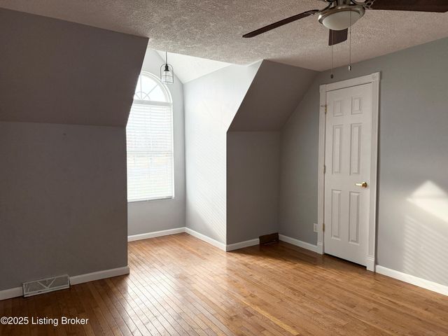 992 McGrew Church Rd, Leitchfield, KY 42754