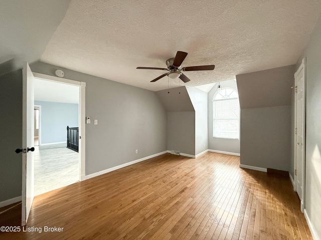 992 McGrew Church Rd, Leitchfield, KY 42754