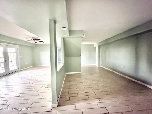 992 McGrew Church Rd, Leitchfield, KY 42754