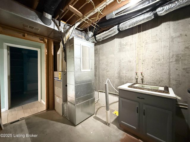 992 McGrew Church Rd, Leitchfield, KY 42754