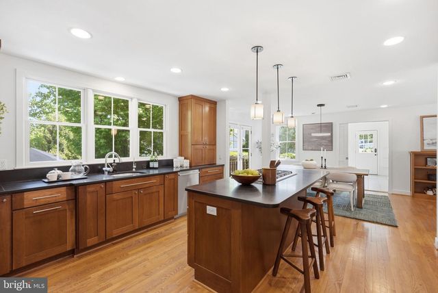 3605 N UPLAND ST, Arlington, VA 22207