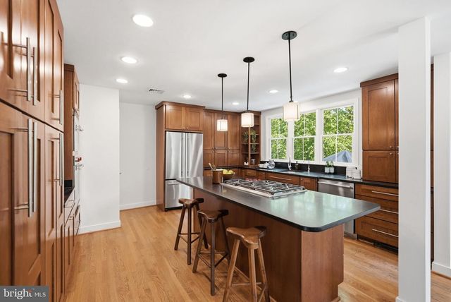 3605 N UPLAND ST, Arlington, VA 22207