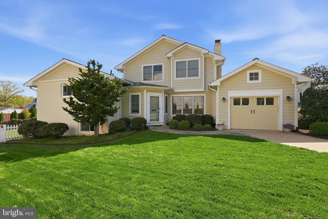 3605 N UPLAND ST, Arlington, VA 22207
