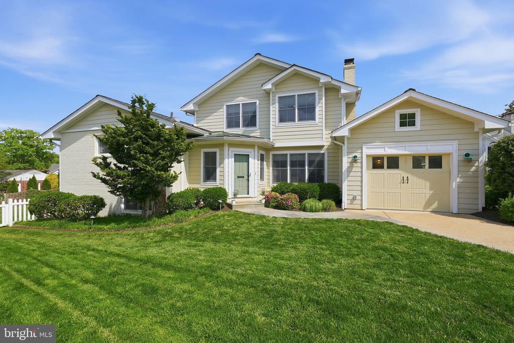3605 N UPLAND ST, Arlington, VA 22207