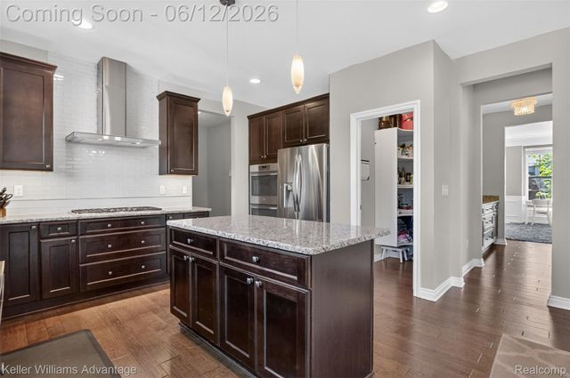 24576 Turnburry Court, Lyon Charter Township, MI 48178