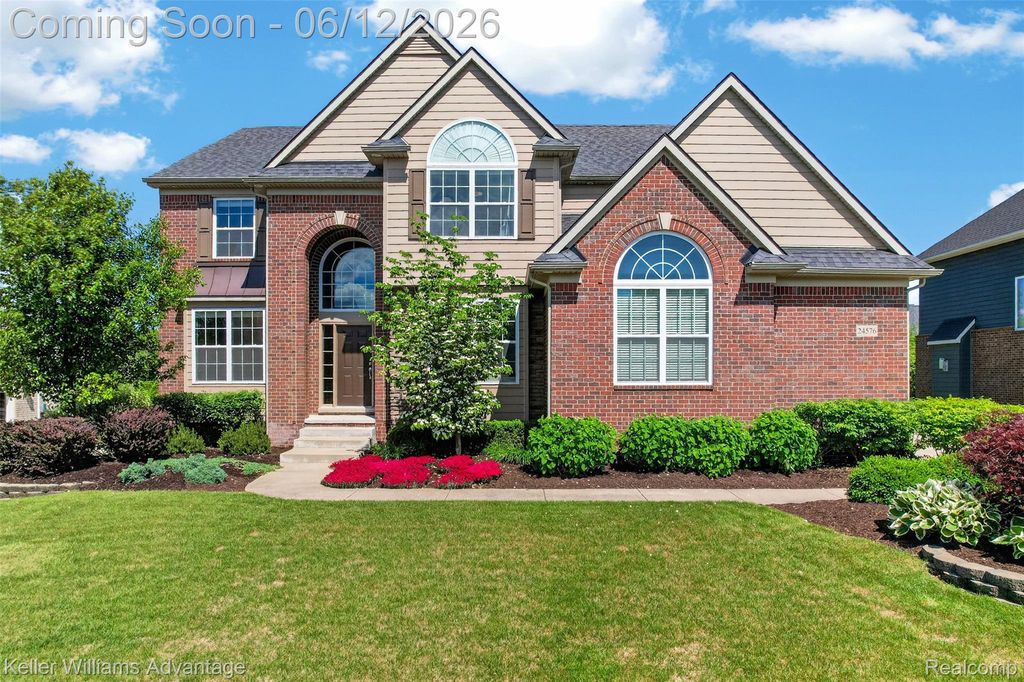 24576 Turnburry Court, Lyon Charter Township, MI 48178