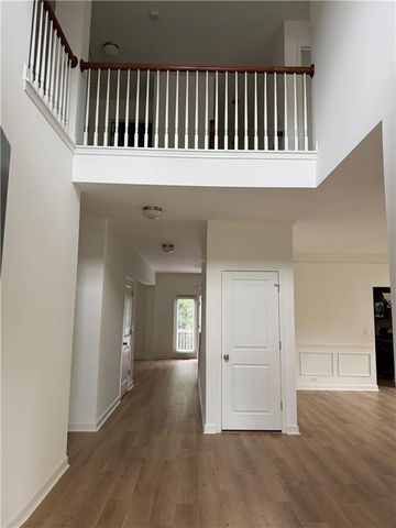 325 Cranbrooke Circle, Suwanee, GA 30024