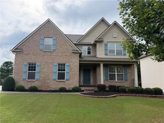 325 Cranbrooke Circle, Suwanee, GA 30024