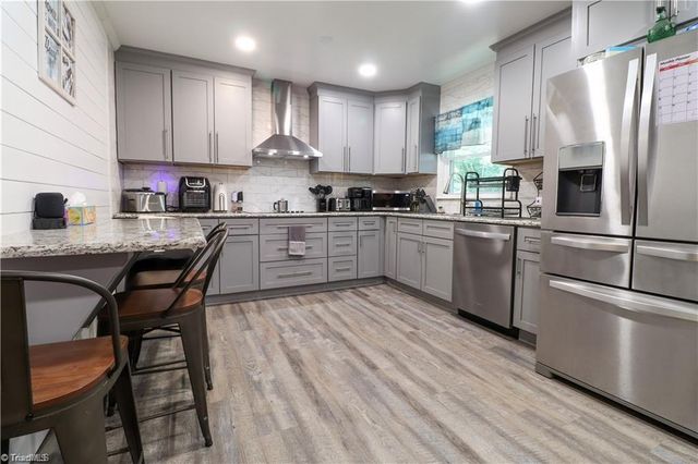 8906 US Highway 158, Reidsville, NC 27320