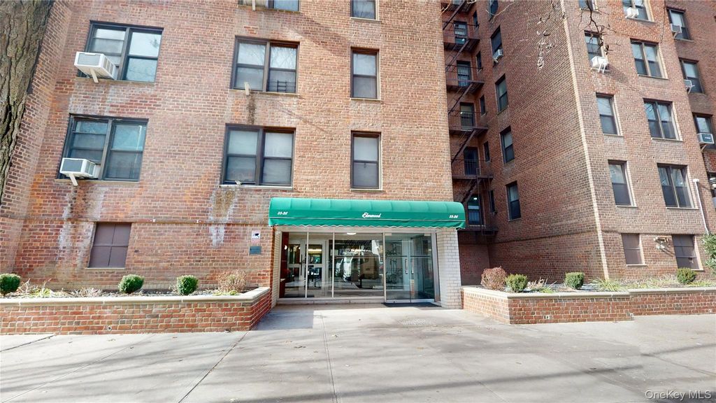 33-26 92nd Street 2T, Jackson Heights, NY 11372