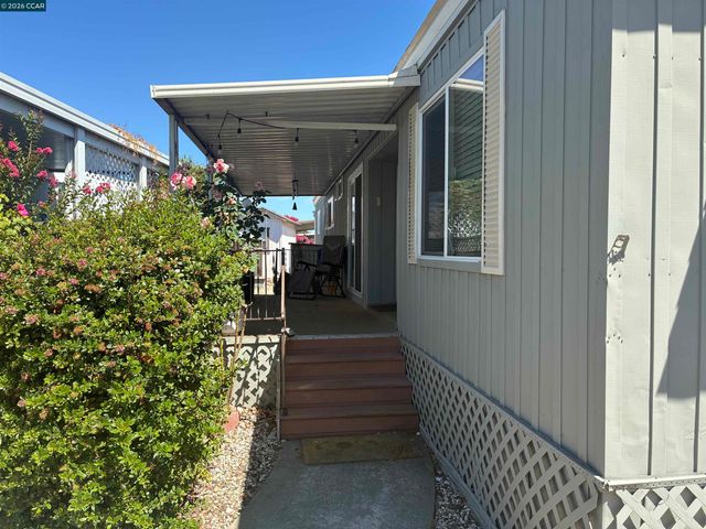 261 Tanbor Way 229, Pacheco, CA 94553