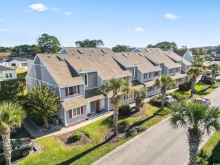 1880 Colony Dr Apt 11R, Surfside Beach, SC 29575
