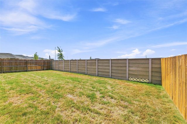 17197 Purple Top LN, Manor, TX 78653