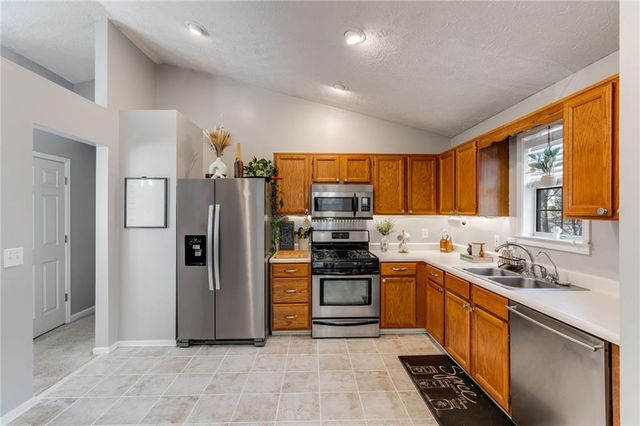 384 Springbrooke Trail, Dallas, GA 30157