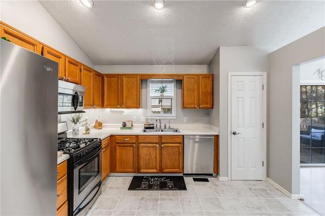 384 Springbrooke Trail, Dallas, GA 30157