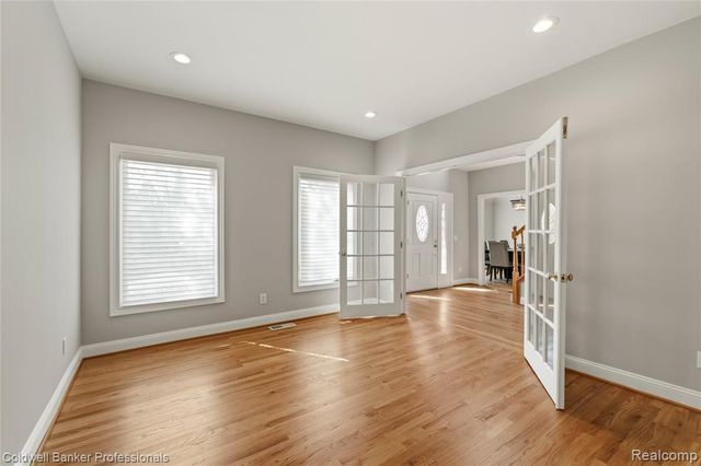22139 Barclay Drive, Novi, MI 48374