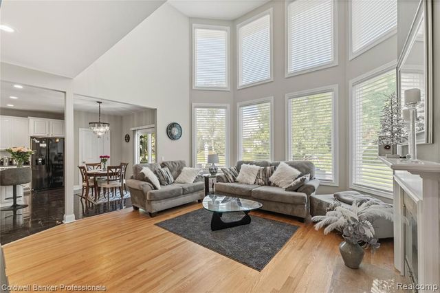 22139 Barclay Drive, Novi, MI 48374
