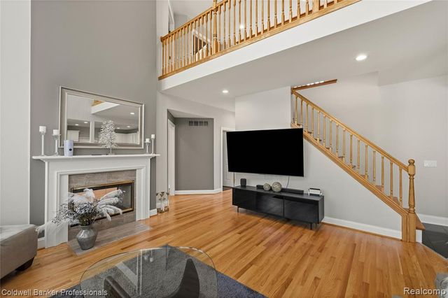 22139 Barclay Drive, Novi, MI 48374