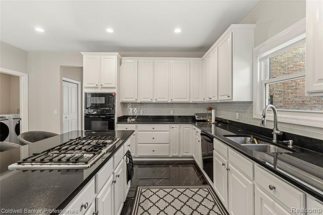 22139 Barclay Drive, Novi, MI 48374