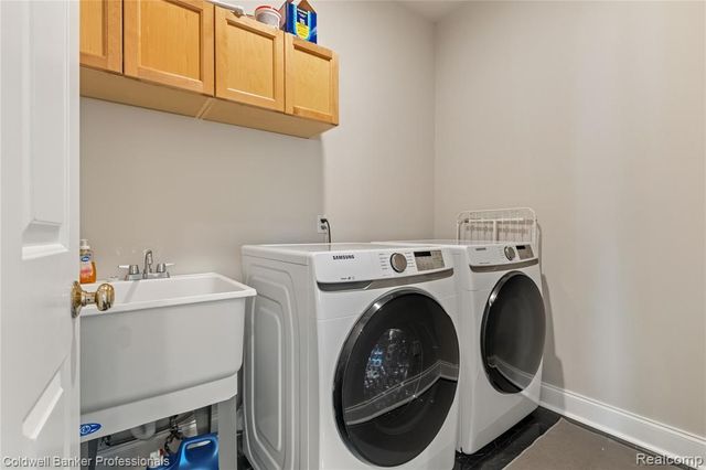 22139 Barclay Drive, Novi, MI 48374