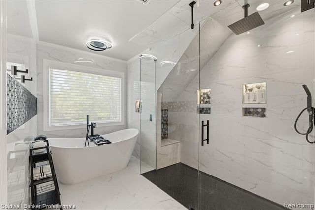 22139 Barclay Drive, Novi, MI 48374