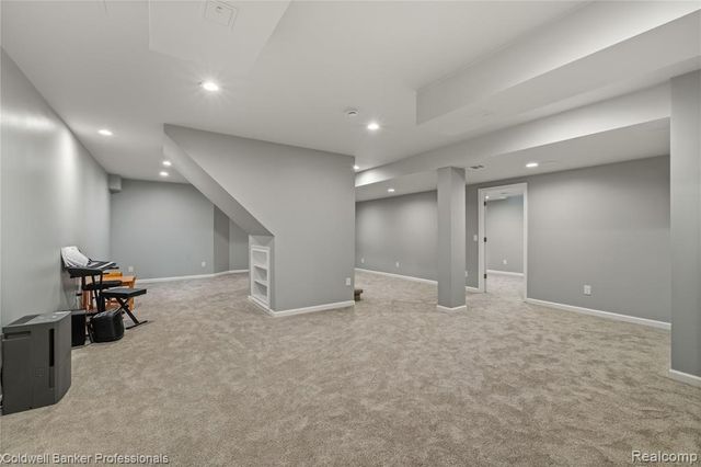 22139 Barclay Drive, Novi, MI 48374