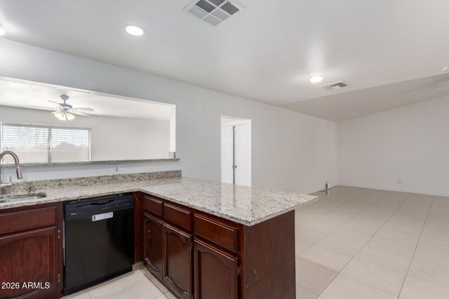 1549 W PERALTA Avenue, Mesa, AZ 85202