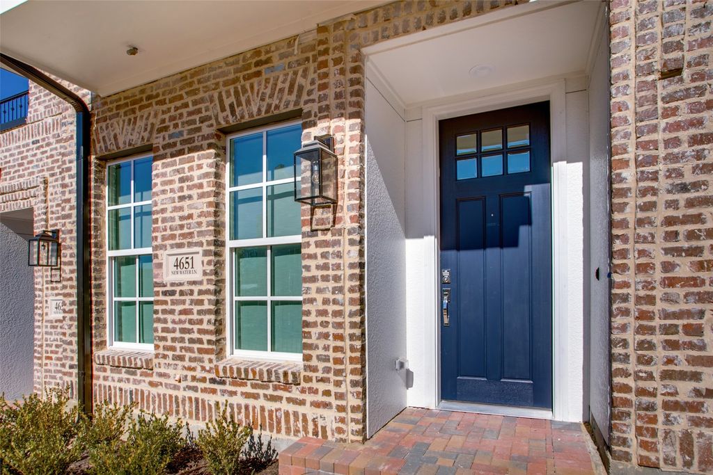 4651 New Water Lane, Dallas, TX 75219