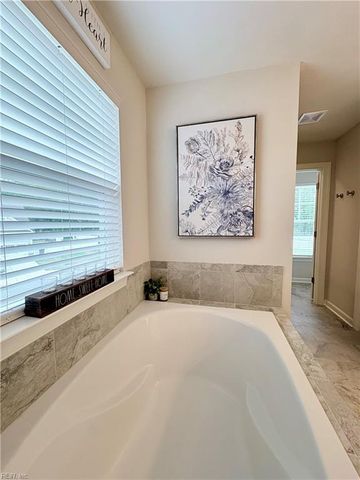209 Werdna Lane LN, Chesapeake, VA 23322