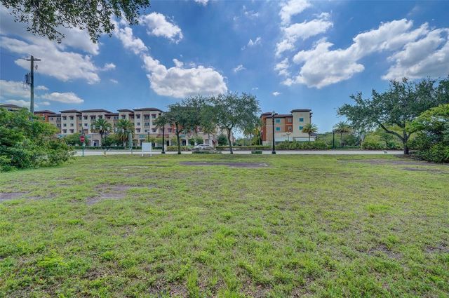 6404 SW 46th Street, Davie, FL 33314