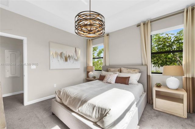 12972 SW 233rd Ter, Homestead, FL 33032