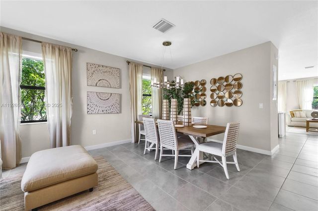 12972 SW 233rd Ter, Homestead, FL 33032